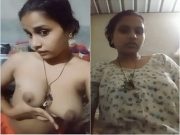 Sexy Indian Girl Show’s Boobs
